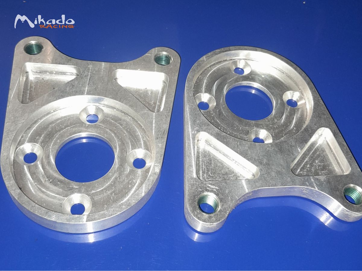 Paire de supports etriers arrieres Renault Clio 16s Gra , R11 turbo ou Super 5 GT Turbo GrA – photo 1 sur 2