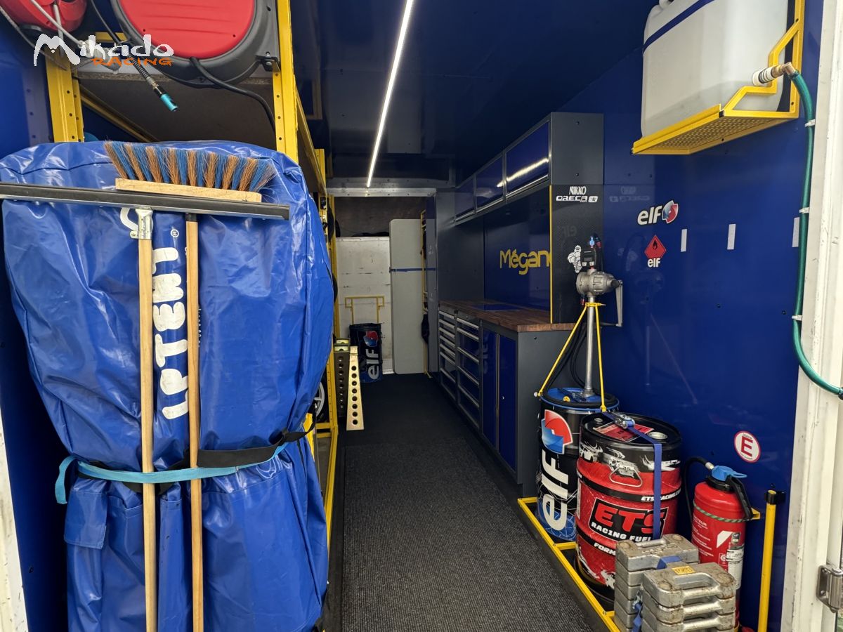 Remorque fermée/ camion Iveco – photo 3 sur 6