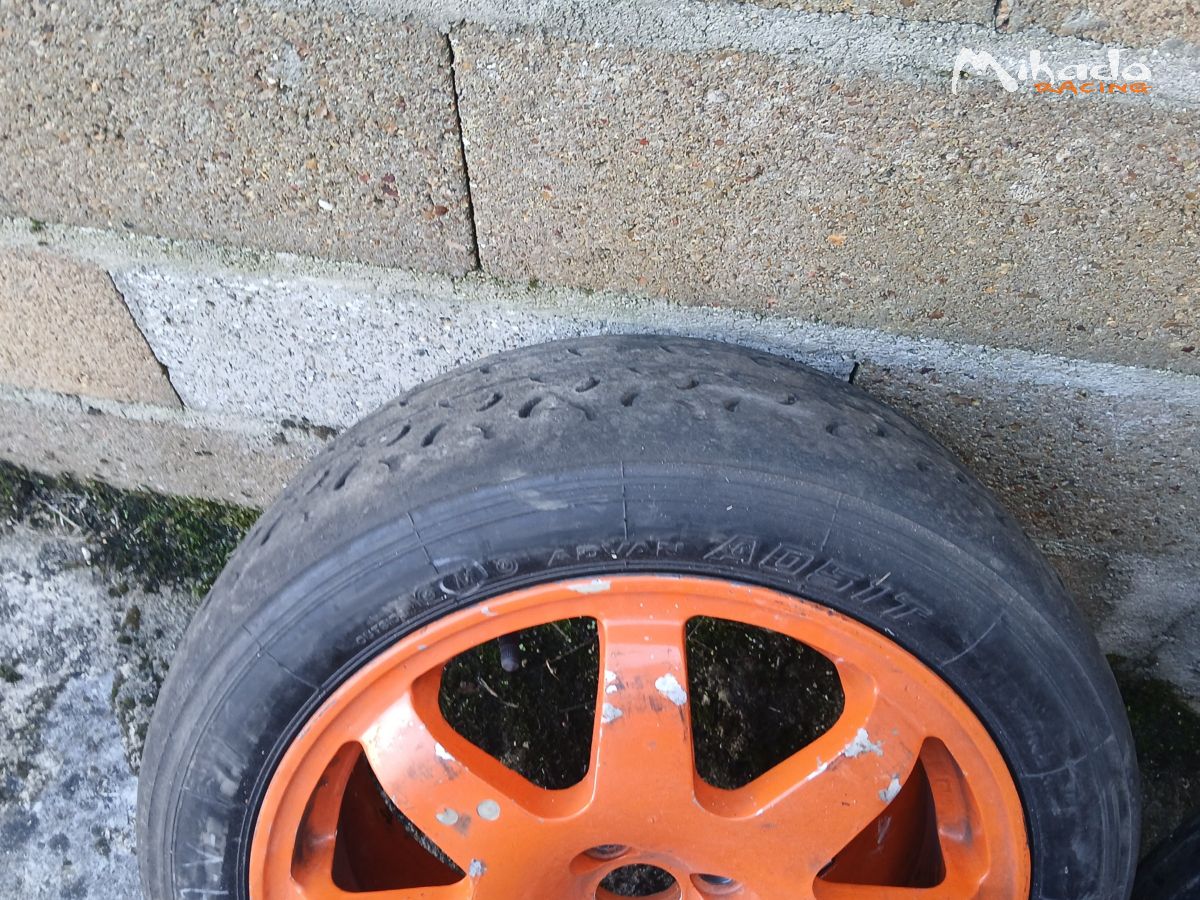 Vends 5 jantes Clio GrA en 16 – photo 4 sur 4