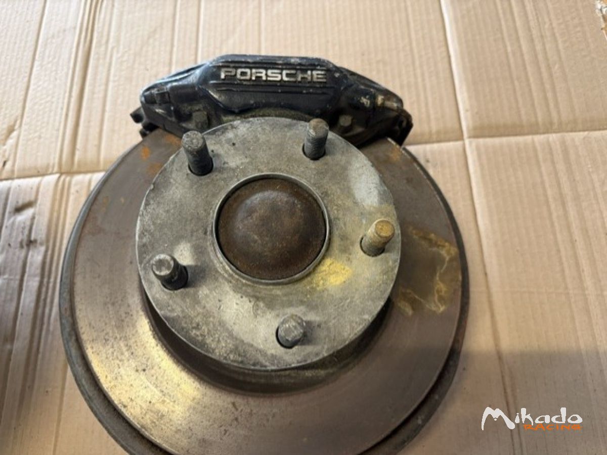 ensembles fusée + moyeu + étrier avant gauche et droit Porsche 944 Turbo – photo 2 sur 6