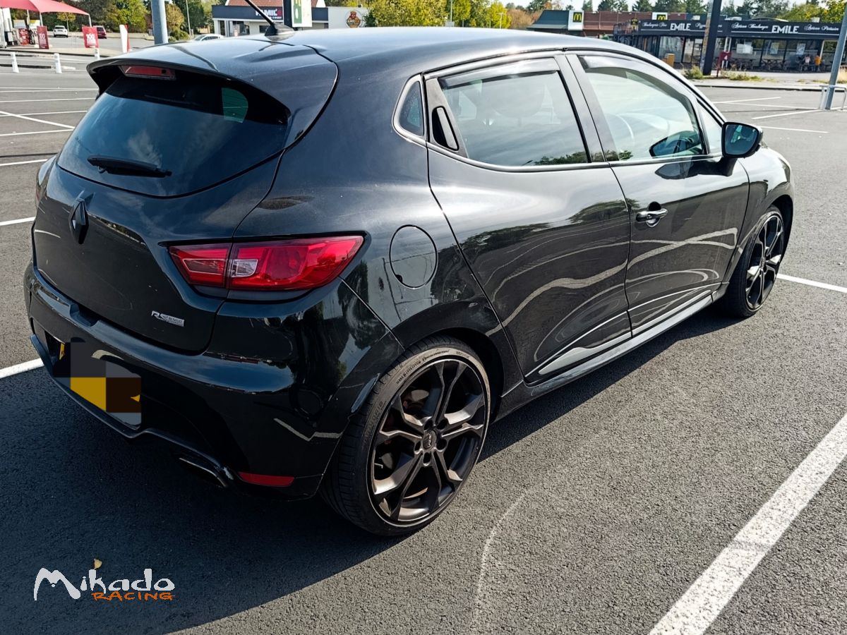 Renault Clio 4 RS 1.6 EDC RHD – photo 1 sur 4