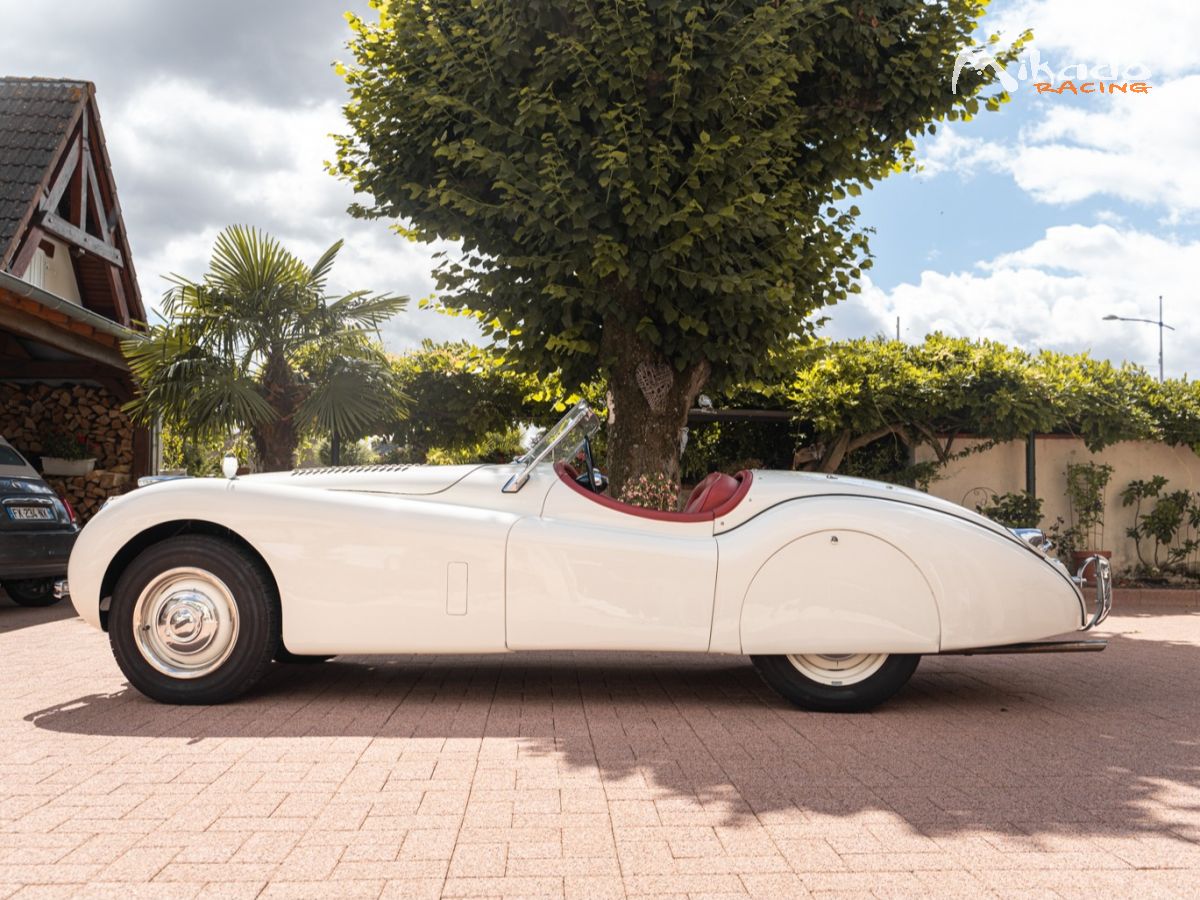Jaguar XK 120 – photo 6 sur 10