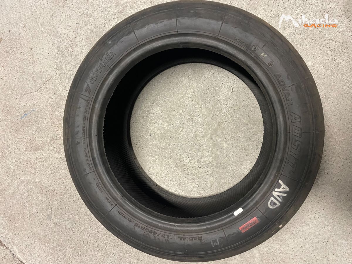 Pneus Yokohama ADVAN A051T 15 – photo 1 sur 3