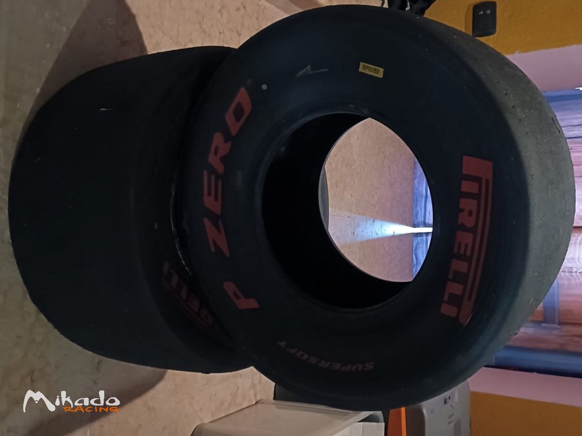 GOMME PIRELLI GIALLE, ROSSE E VIOLA – photo 4 sur 4