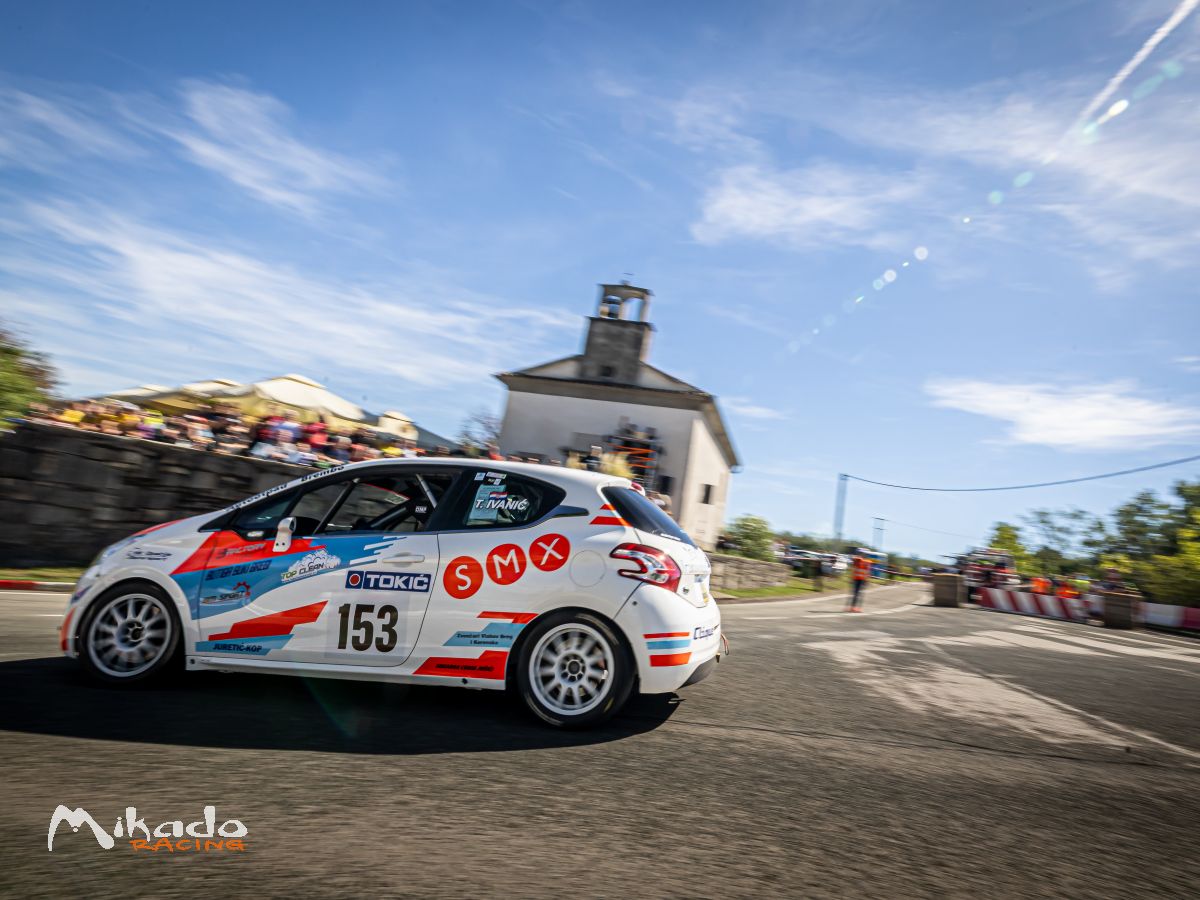 Peugeot 208 R2 – photo 3 sur 9