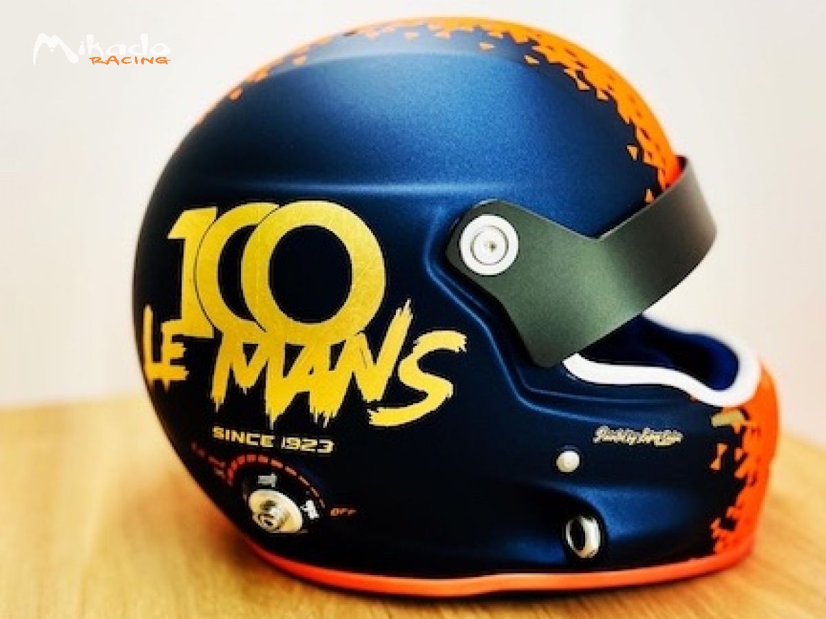 Peinture personnalisation casques de course automobile – photo 3 sur 10