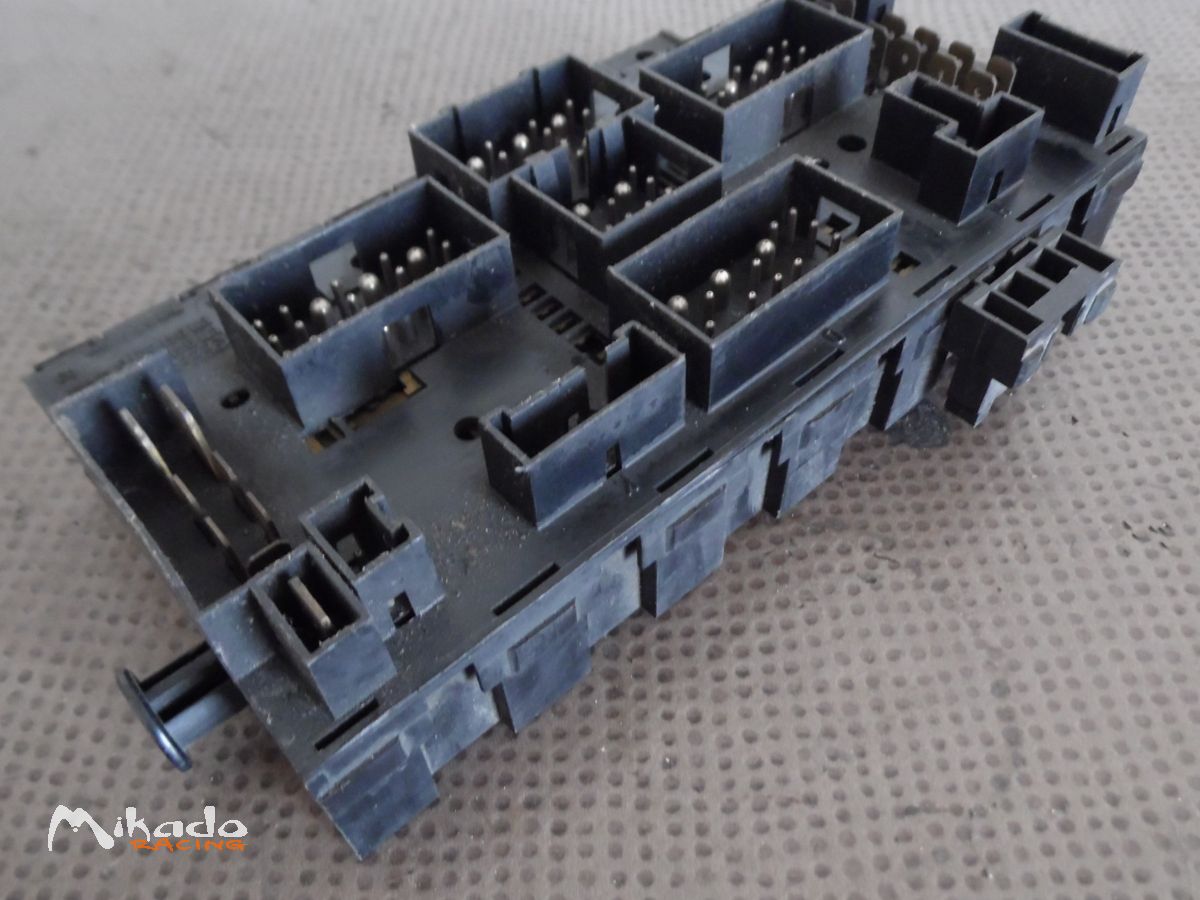CENTRALE ELECTRIQUE 171941813D VW GOLF II – photo 6 sur 6