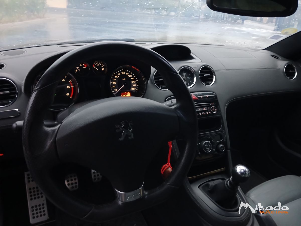 Peugeot rcz 2l 163cv – photo 2 sur 3