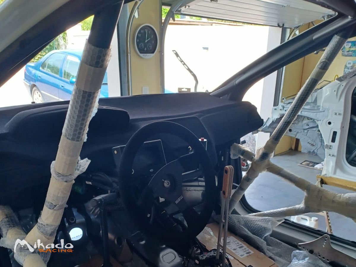 208 R2 – photo 4 sur 9