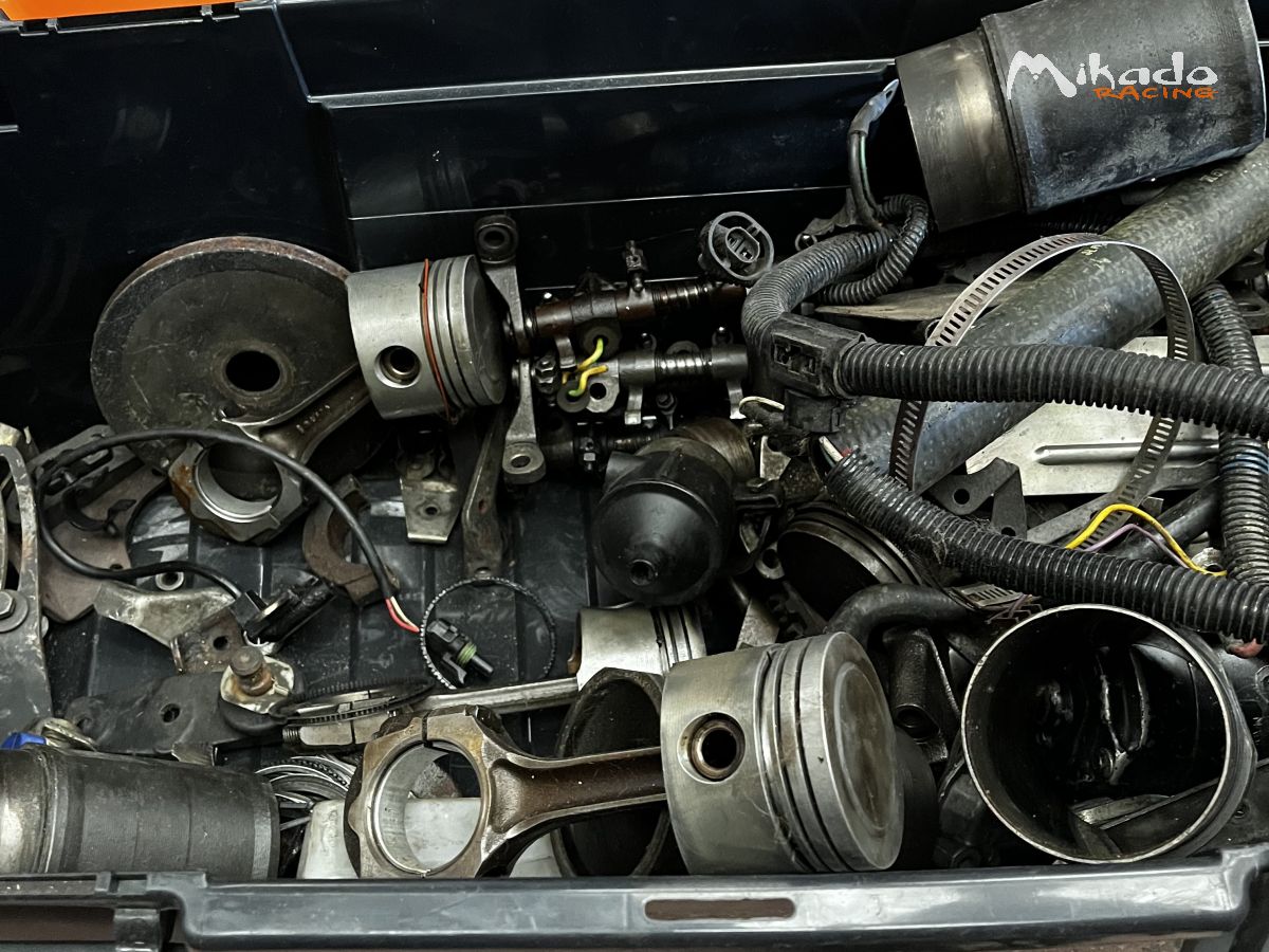 Vend pièces de R11 turbo – photo 3 sur 7