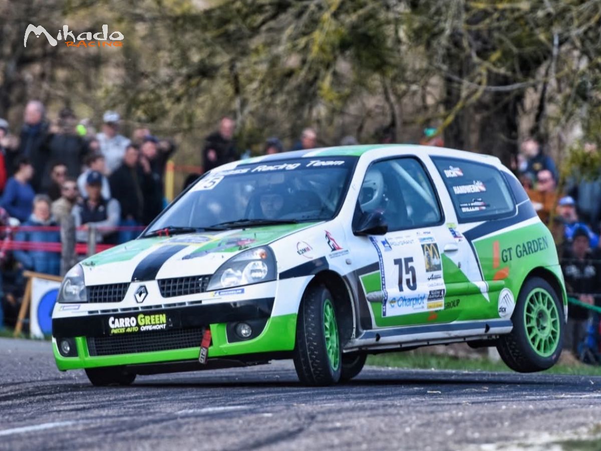 Clio 2 A7 – photo 1 sur 4
