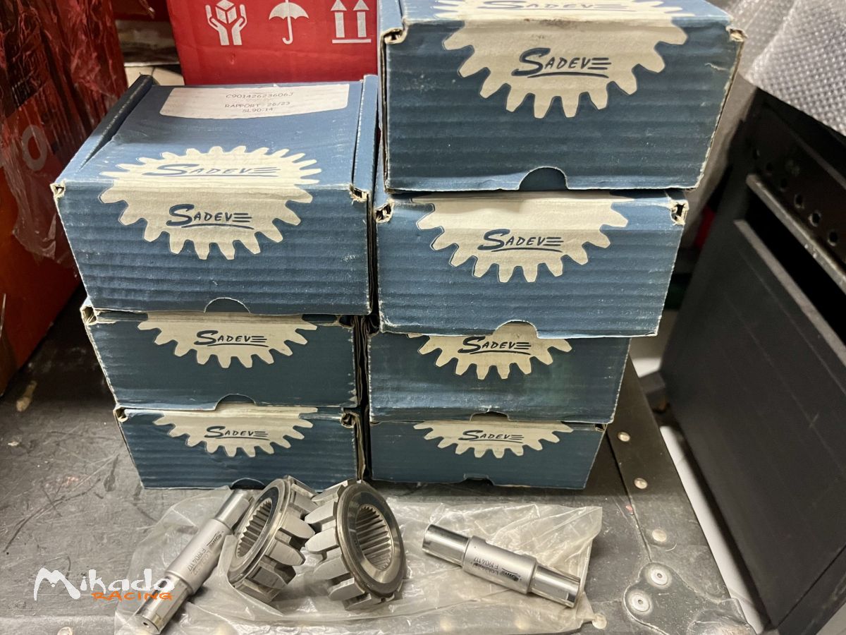 pignons d'occasion en parfait état pour boîte de vitesses Sadev SL90-14