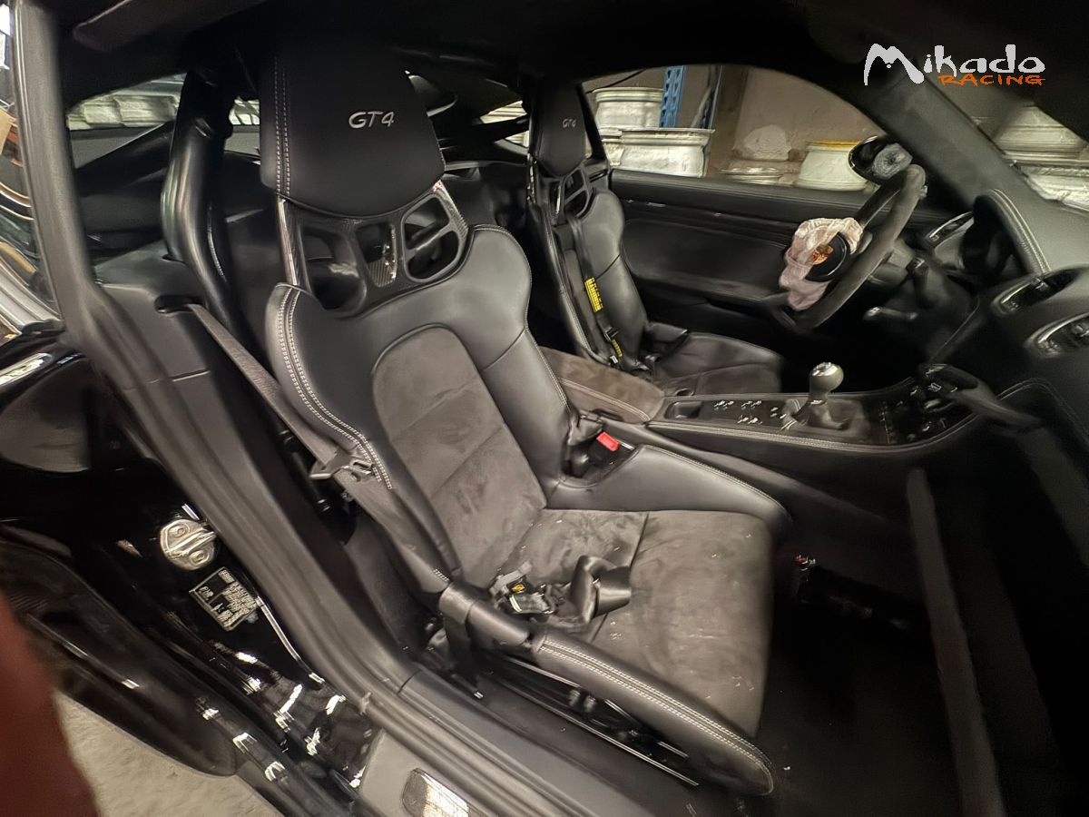 Paire de sièges baquets légers en carbone Porsche Cayman GT4 – photo 1 sur 9