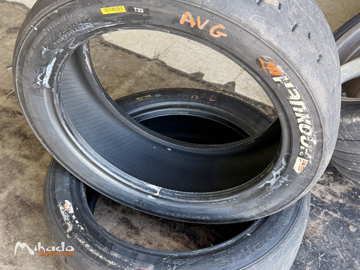 Vend 2 pneus hankook en 33 190/63/17 – photo 1 sur 3