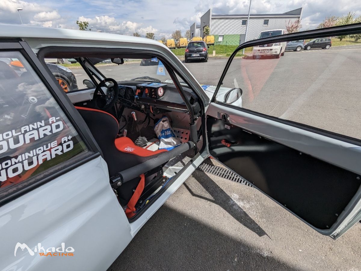 PEUGEOT 104 groupe B – photo 8 sur 9