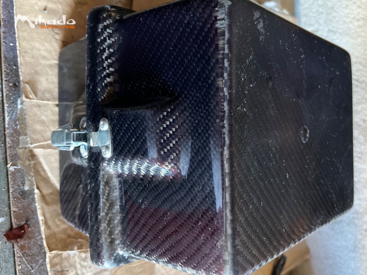 Bac batterie carbone neuf – photo 2 sur 3