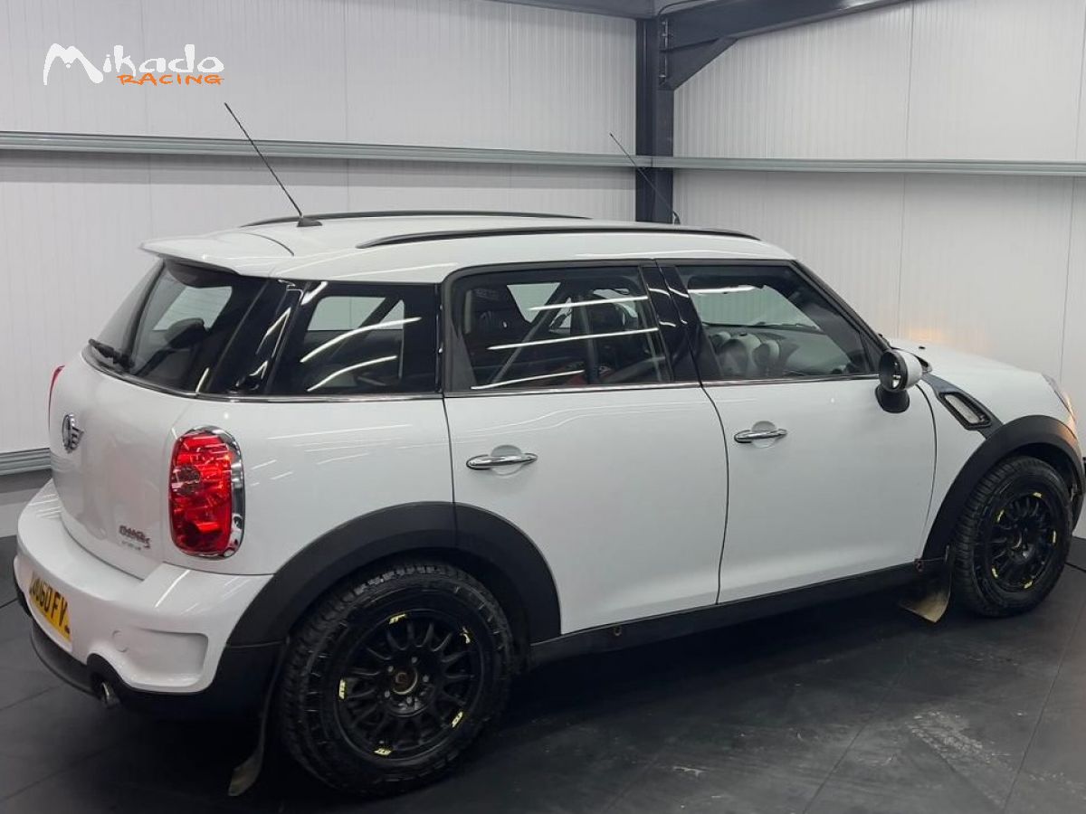 MINI COUNTRYMAN DE RECONNAISSANCE EX-USINE PRODRIVE – OU60 FVJ – photo 1 sur 10
