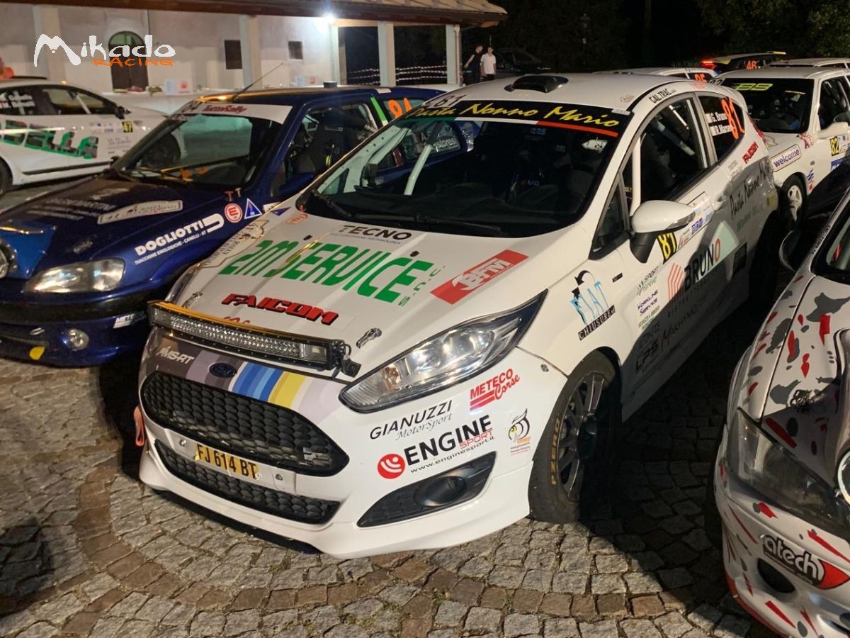 Vendo Ford fiesta rs plus 1.0 – photo 2 sur 8