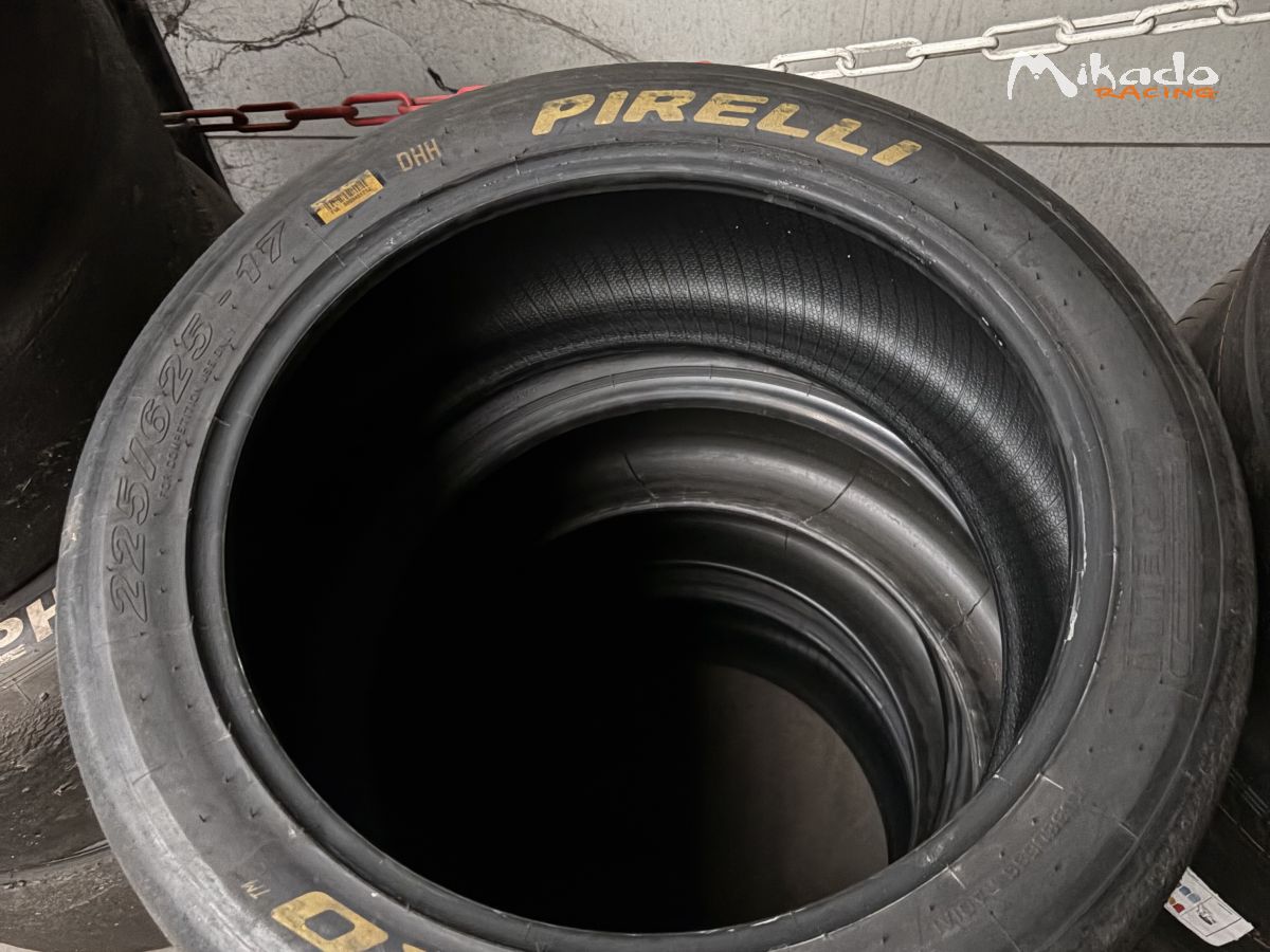 2 Pneus Slicks Pirelli DHH 225 625 17 – photo 1 sur 3
