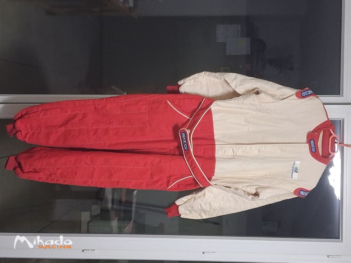 combinaison de pilote – photo 1 sur 2