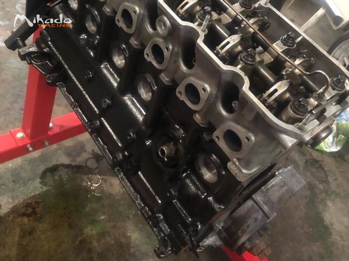 Moteur bmw e30 325i GroupeA – photo 6 sur 10