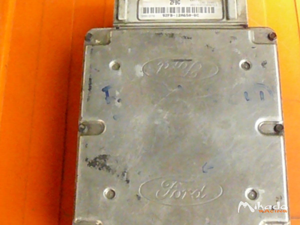 Calculateur moteur Ford Zetec 1.8 – photo 2 sur 3