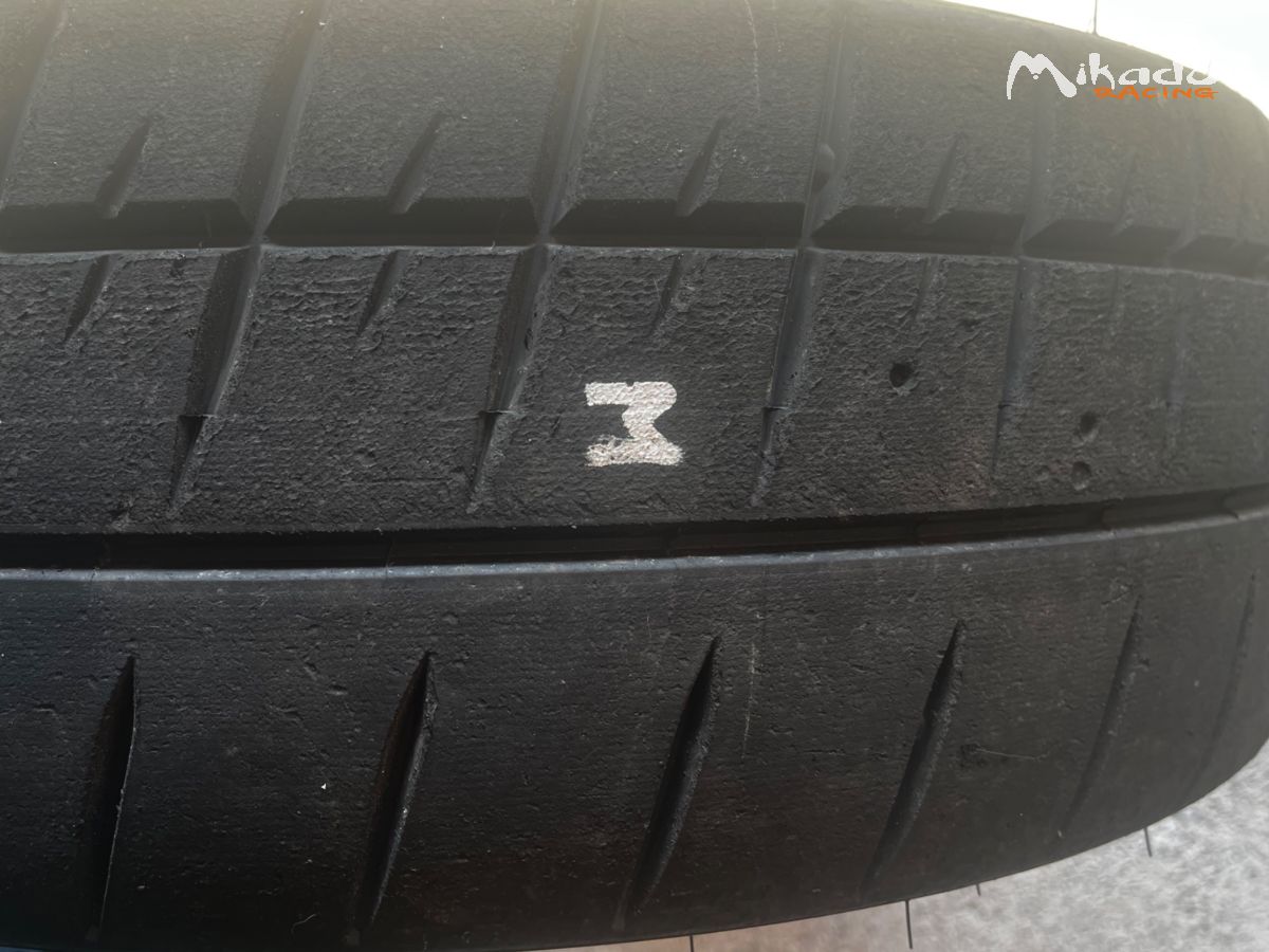 Pneus Michelin en 16. M20 – photo 4 sur 4