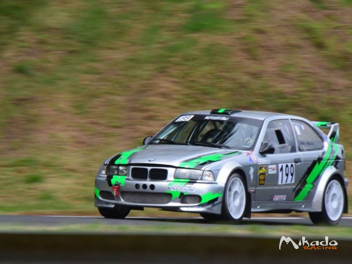 BMW compact TOP f2000 – photo 1 sur 6