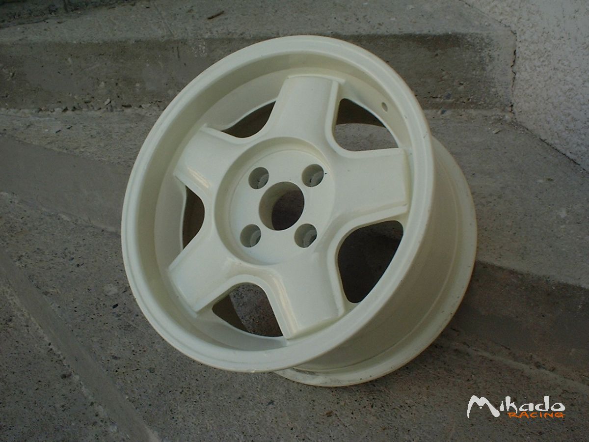 JANTES REVOLUTION five spokes FORD 8'x16' ET35 BLANCHE – photo 3 sur 5