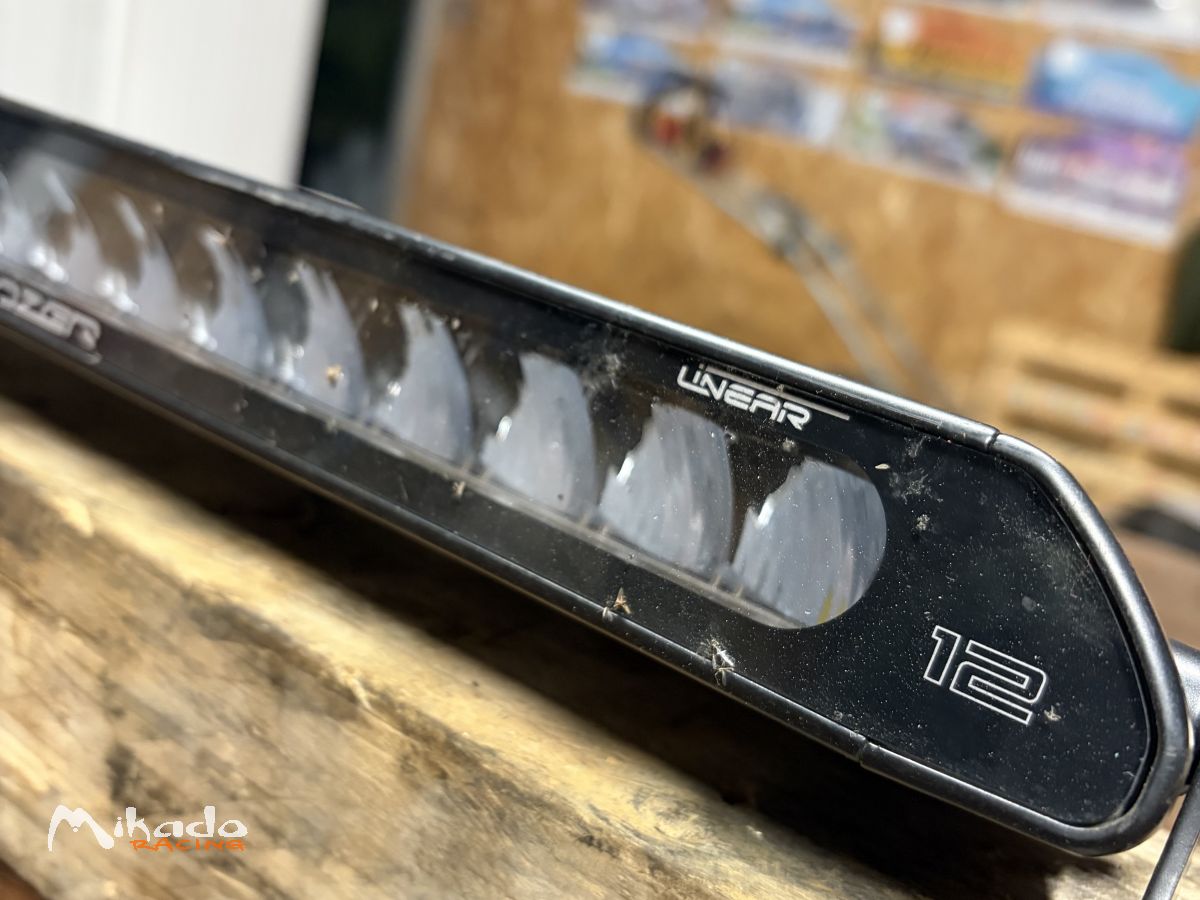 Rampe laser linear 12 – photo 1 sur 2