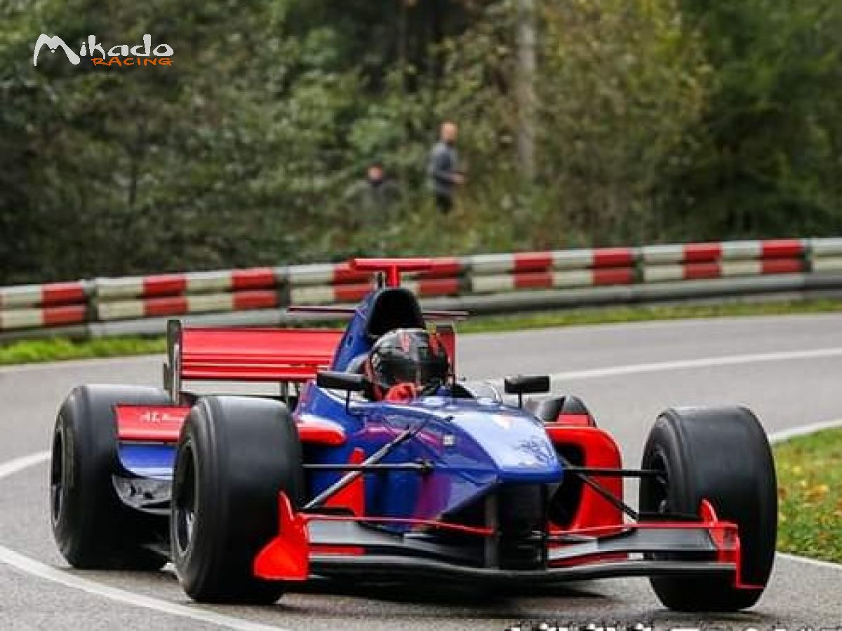 F3000 LOLA B02/50 – photo 10 sur 10