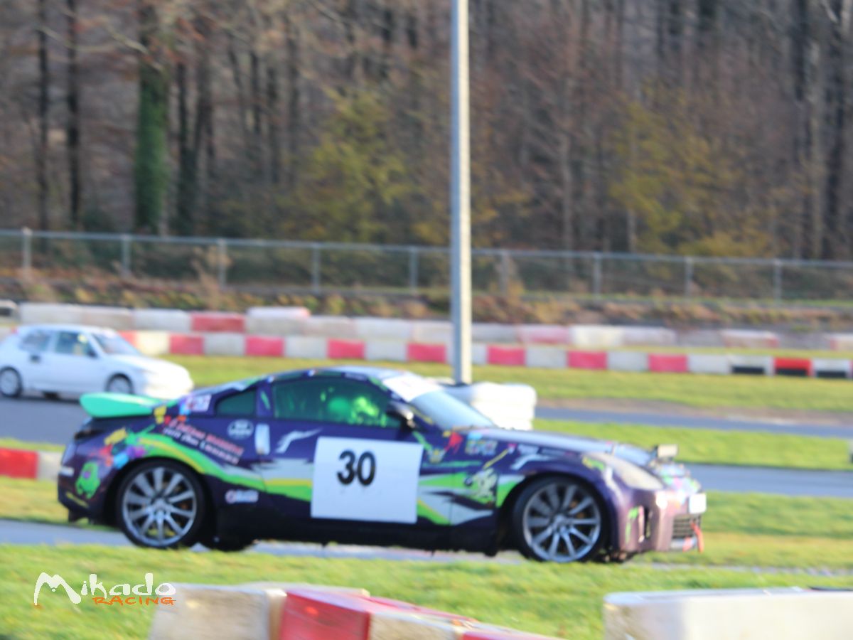 nissan 350z – photo 2 sur 3