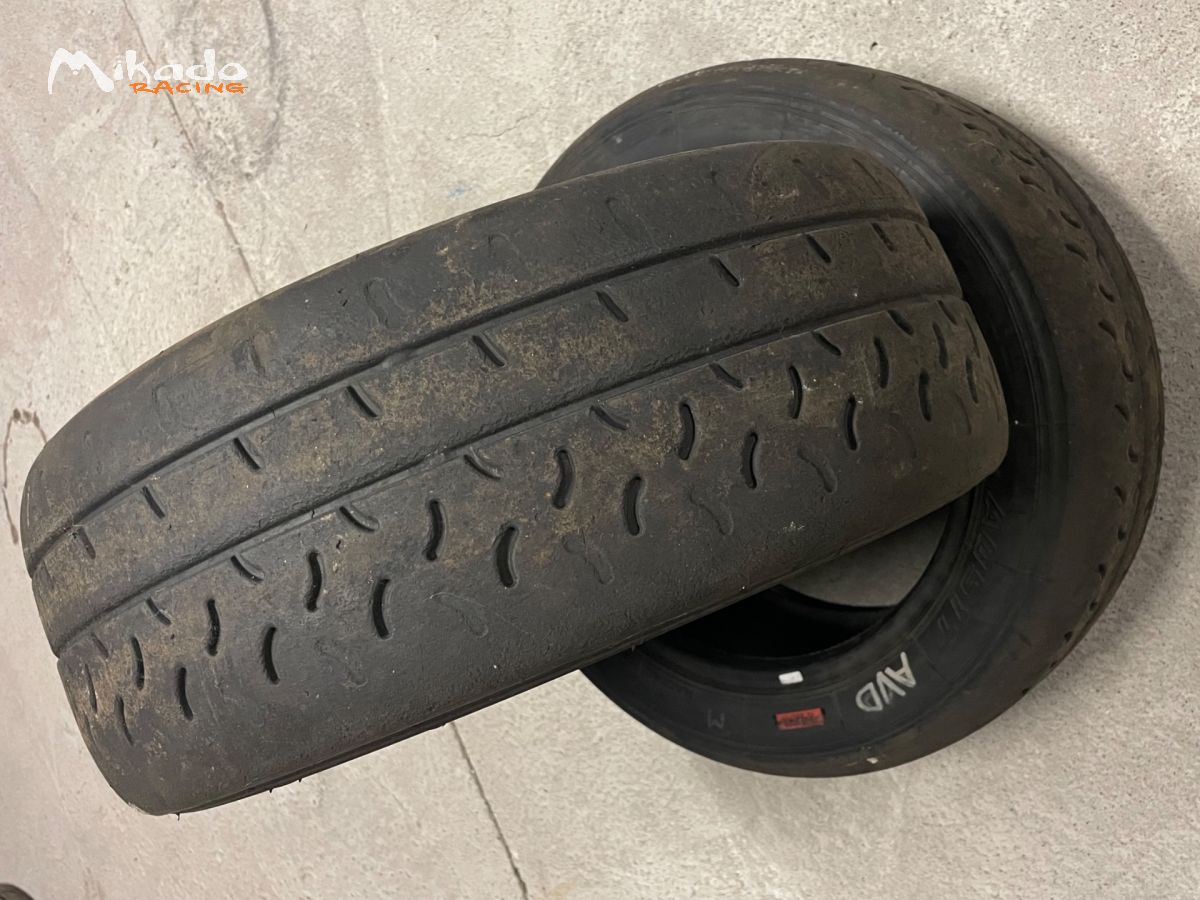 Pneus Yokohama ADVAN A051T 15 – photo 2 sur 3