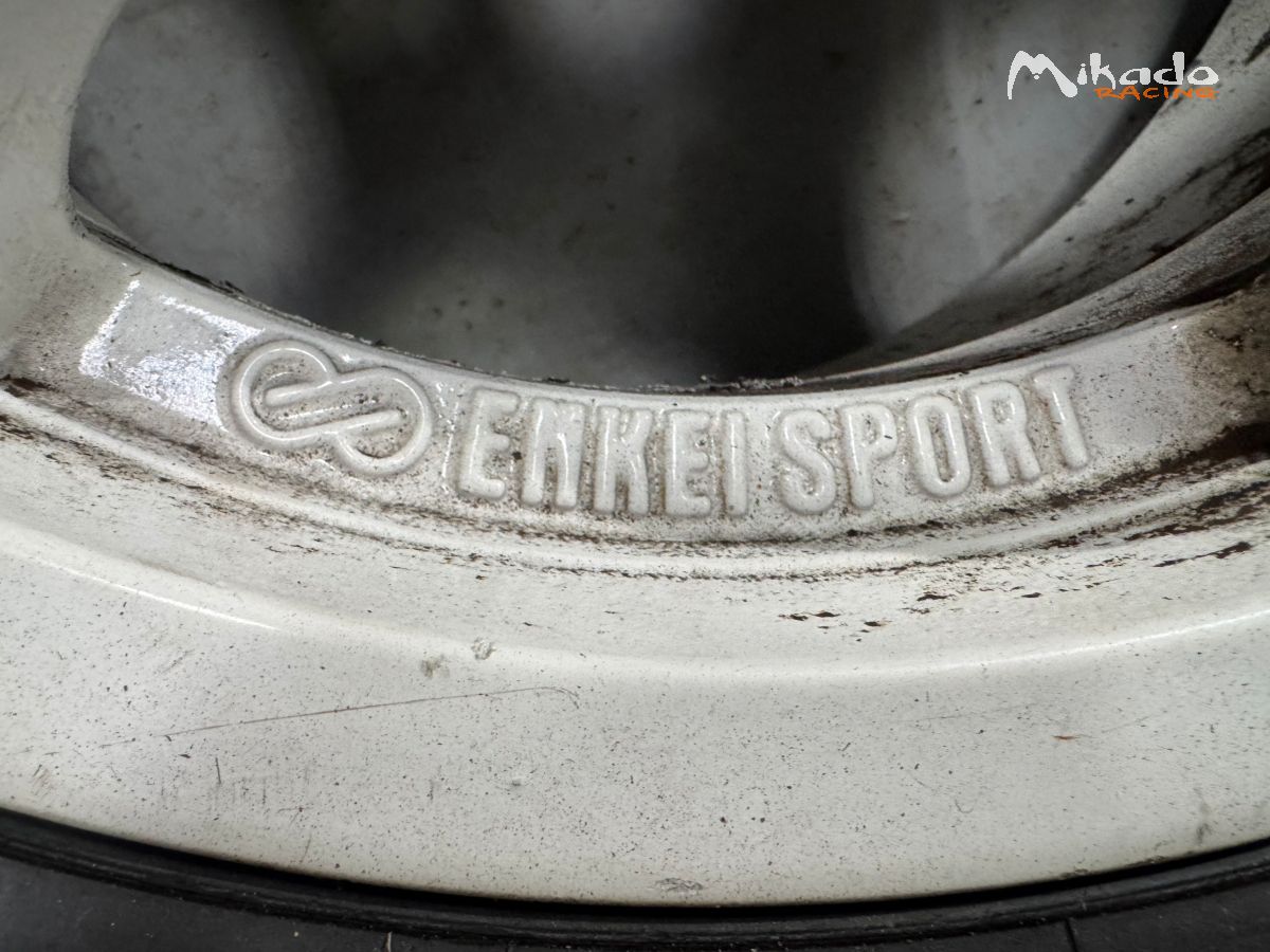 Pneus MrfZWR 195/50R15 – photo 4 sur 4