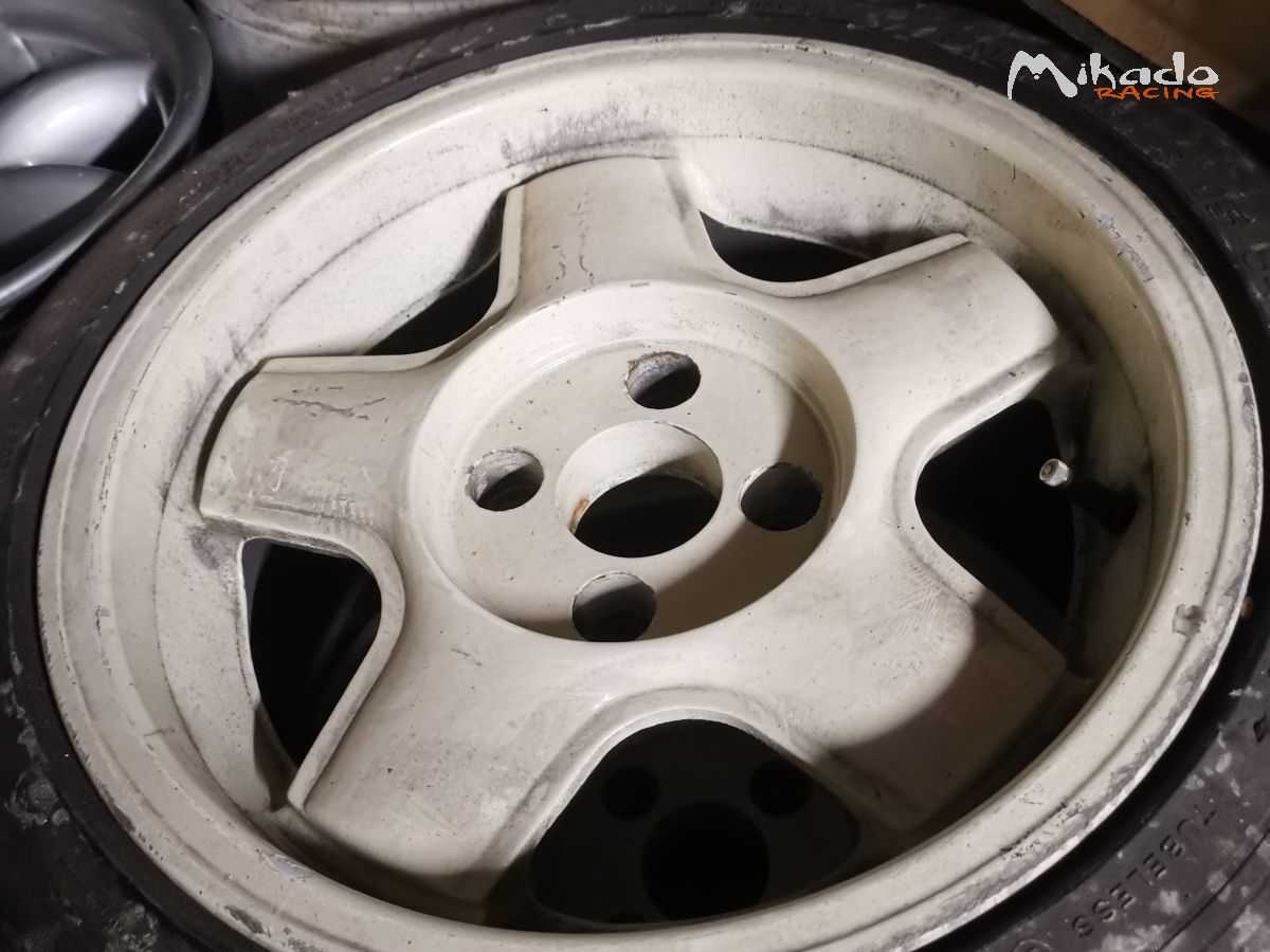 JANTES REVOLUTION five spokes FORD 8'x16' ET35 BLANCHE – photo 2 sur 5