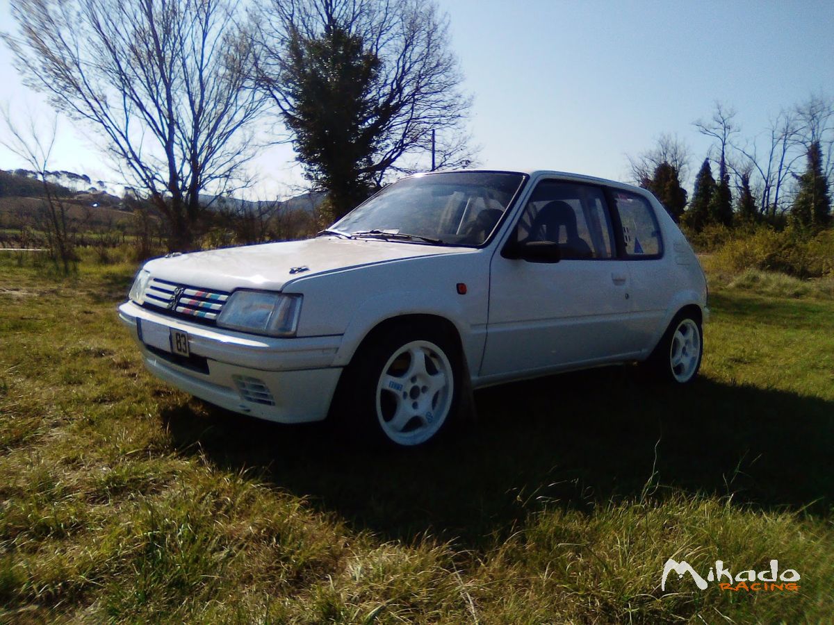 205 rallye f2000 – photo 1 sur 3