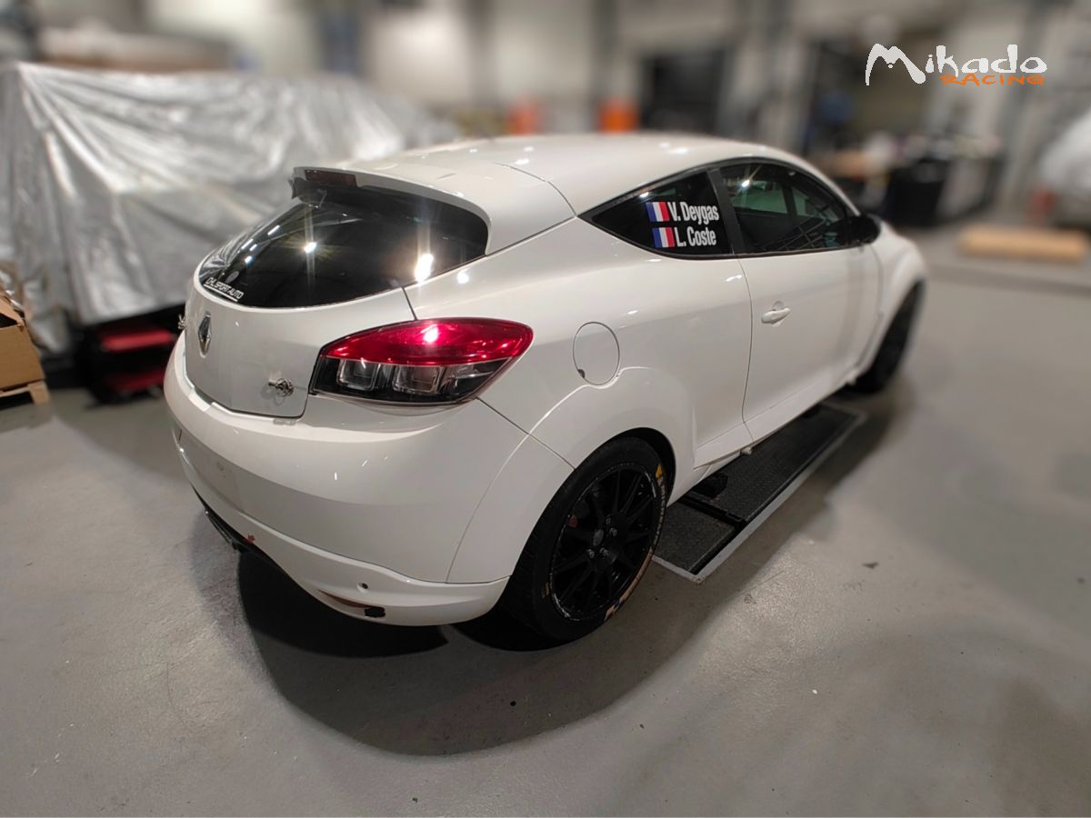 Megane RS A8 ( Renault Sport Top N4 EVO) – photo 2 sur 3