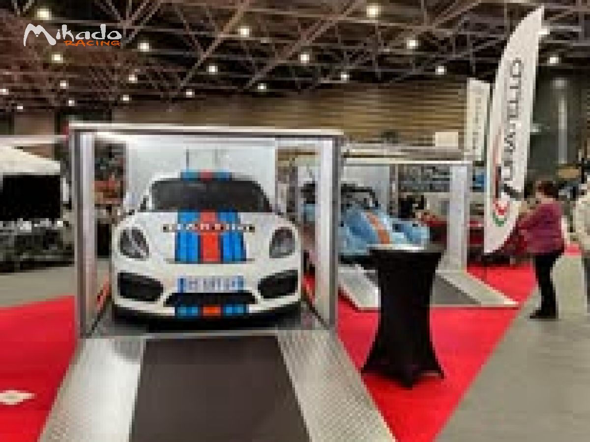 REMORQUE FERMEE MODELE M TRANSPORT VEHICULES SPORTS MECANIQUES VOITURES DE COLLECTION – photo 3 sur 5