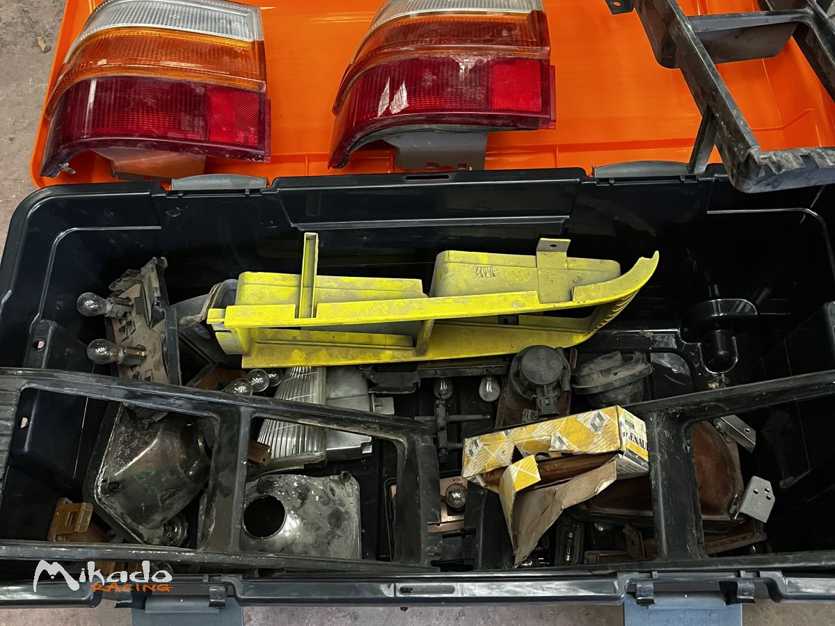 Vend pièces de R11 turbo – photo 5 sur 7