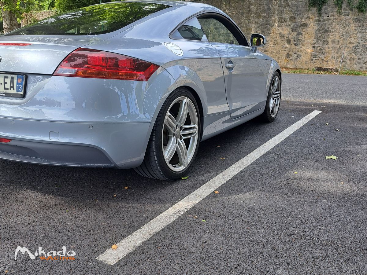 Audi TT – photo 1 sur 2