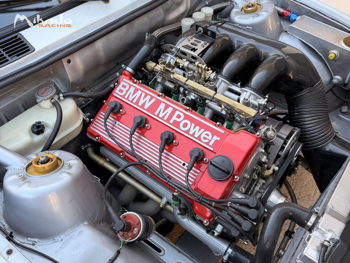 BMW M3 e30 groupe a – photo 3 sur 7