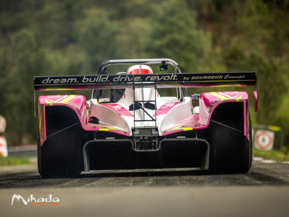 REVOLT 2P0 HARTLEY 1175cc TURBO – photo 3 sur 5