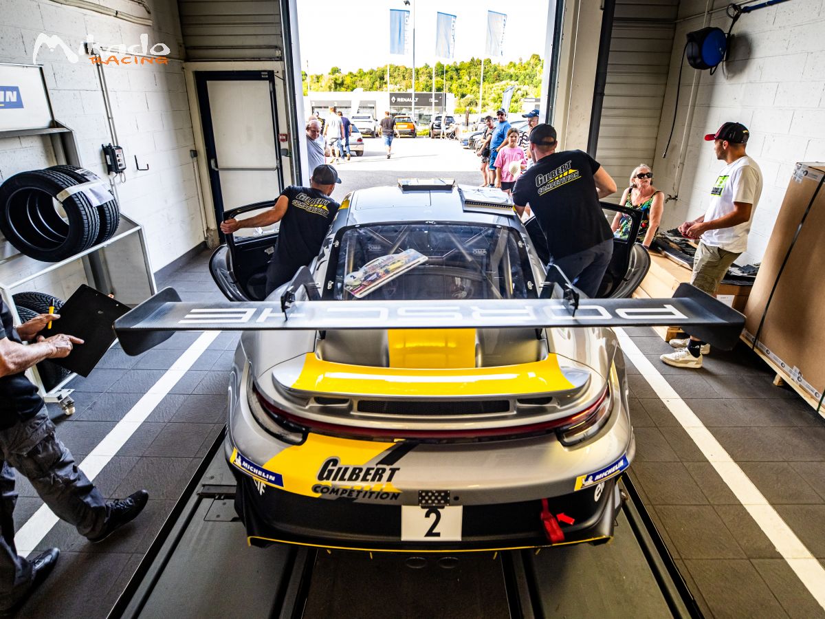 GILBERT COMPETITION / 2 X PORSCHE 992 RALLY GT – photo 2 sur 4