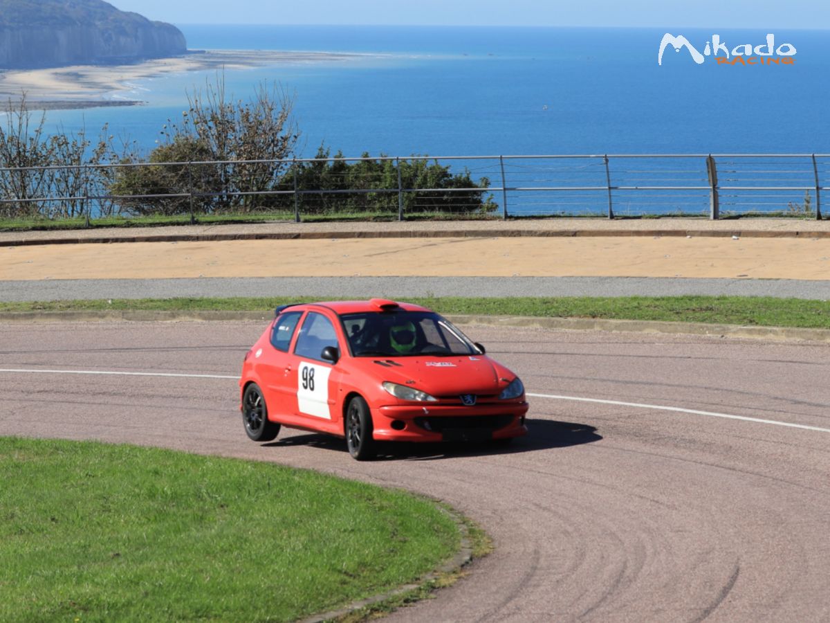 206 f2013 – photo 2 sur 2
