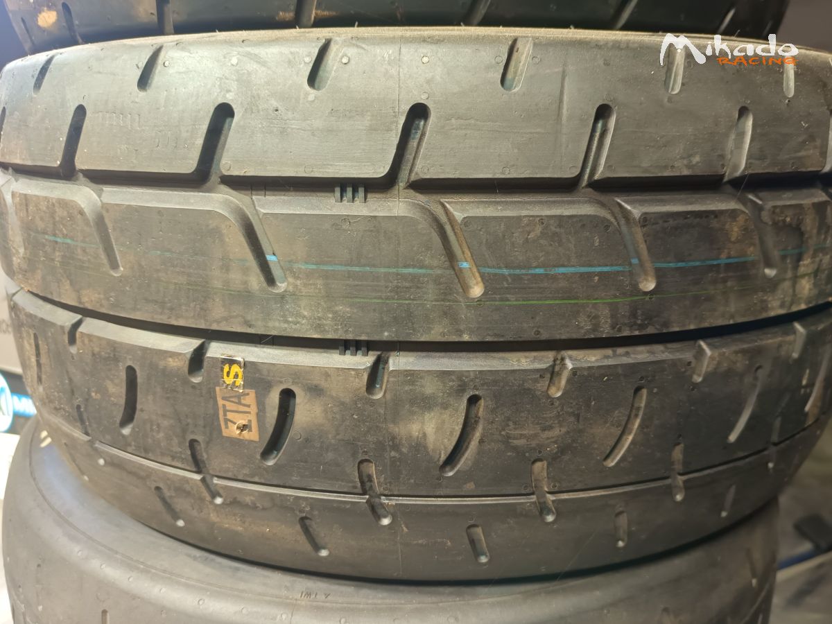 4 pneus MRF en 225/45R13 ZTA en SS2 – photo 2 sur 2