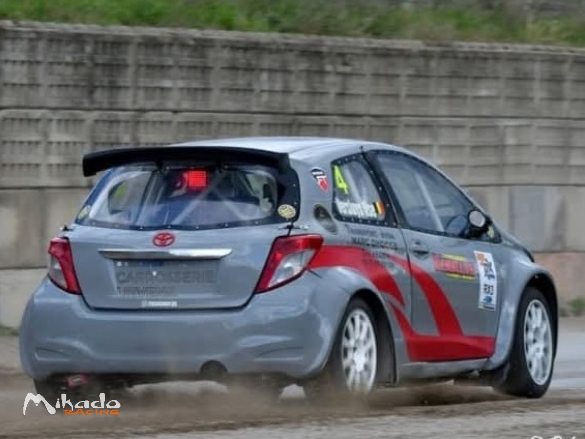 toyota yaris – photo 4 sur 4