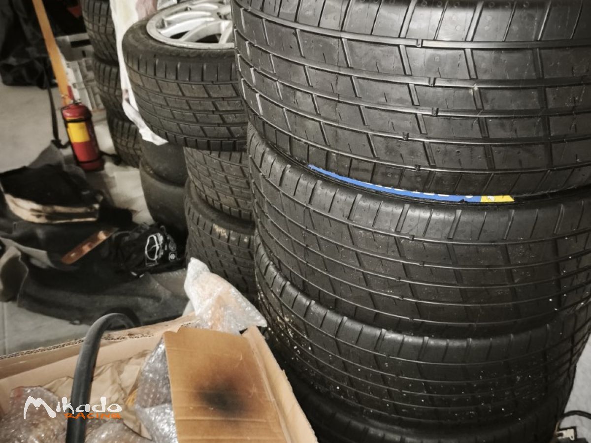 Neufs ! 4 pneus MICHELIN Maxi Pluie P2H 20/61-17 – photo 2 sur 7