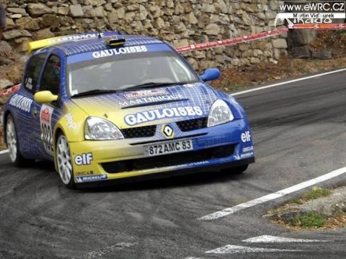 clio et Megane – photo 1 sur 3
