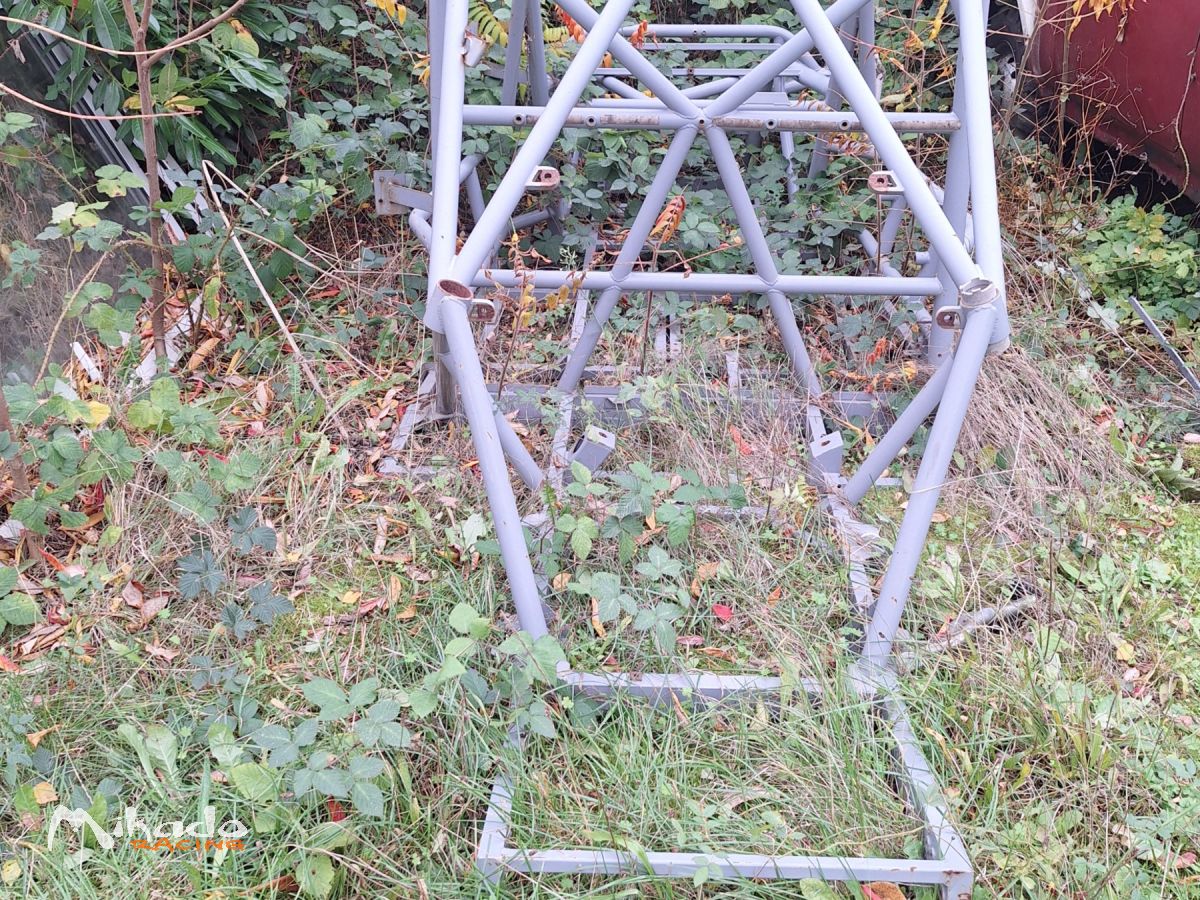 Chassis amp fun cup – photo 1 sur 2