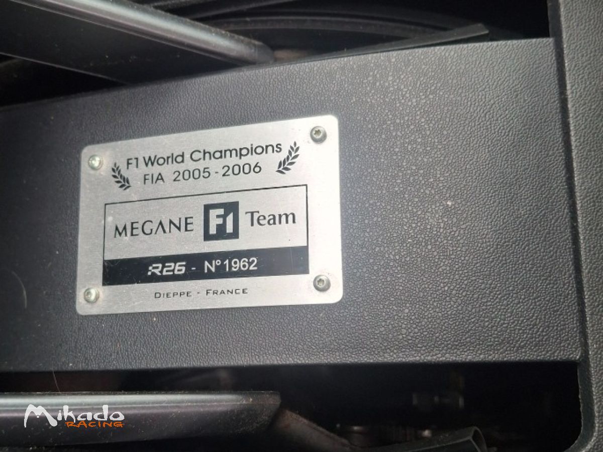 vds MEGANE 2 R26 F1 TEAM 1ere main – photo 4 sur 6